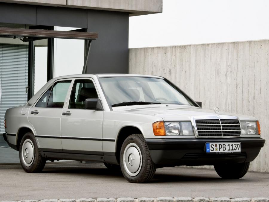  Mercedes-Benz 190 1982 года  (фото 5 из 16)